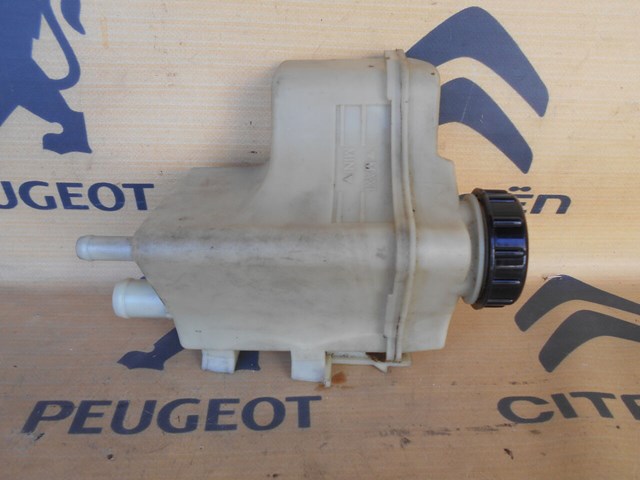 Бак масляний 7700414664 RENAULT