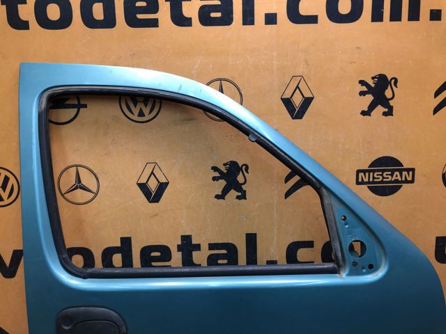 Дверка передня права 7751468942 RENAULT