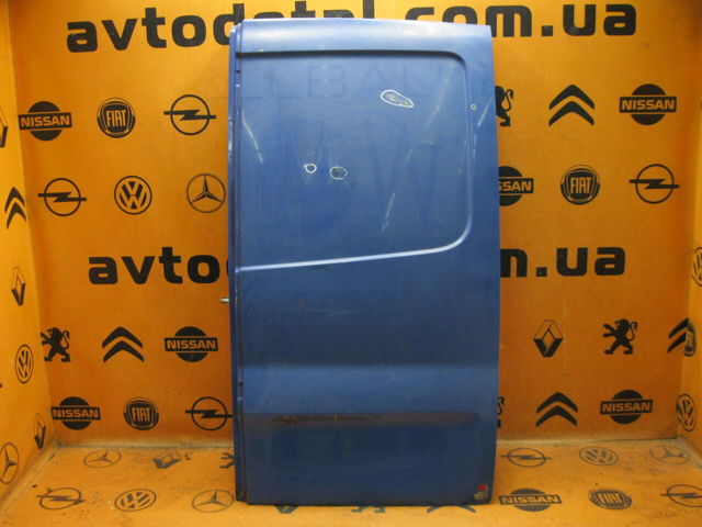 Двері фургона задні, распашні, праві 7751472225 RENAULT