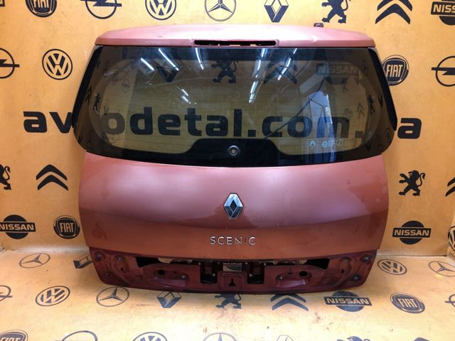 Задні двері багажника Рено Сценік II