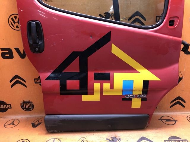 Дверка передня права 7751478601 RENAULT