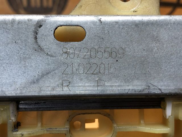 Механізм склопідіймача двері передньої, правої 807205569R RENAULT
