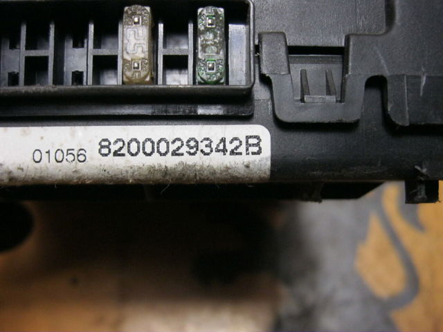 Корпус запобіжників 8200029342 RENAULT