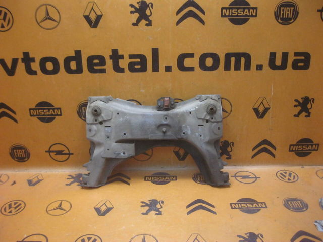 Балка передньої підвіски, підрамник Рено Сценік 2