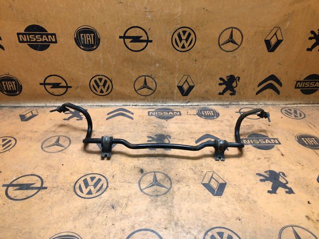 Стабілізатор передній Рено Сценік 2