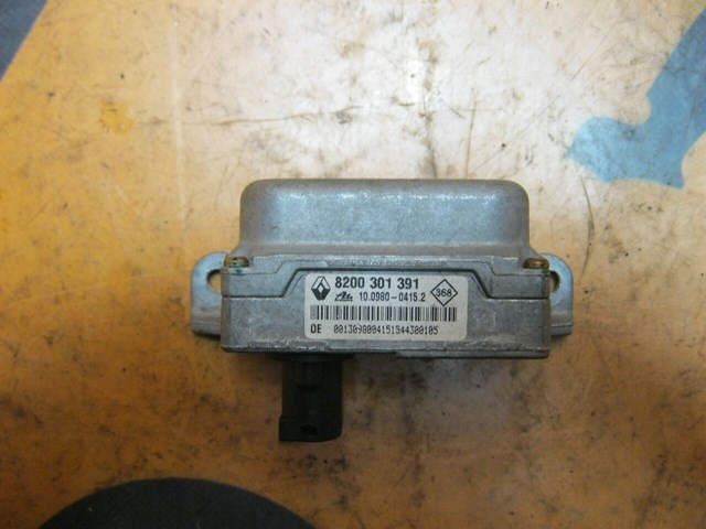 Датчик поперечного прискорення (ESP) 8200301391 RENAULT