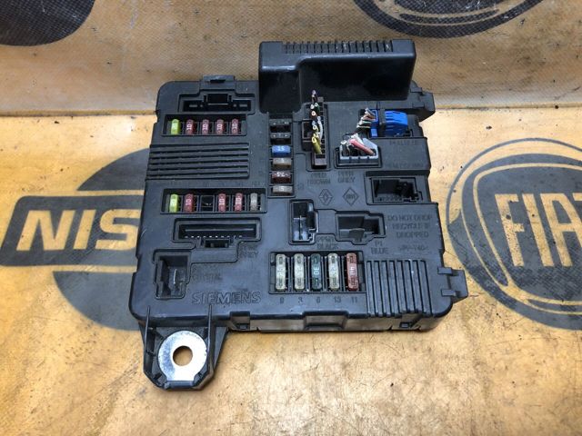Коробка запобіжників 8200306032C RENAULT