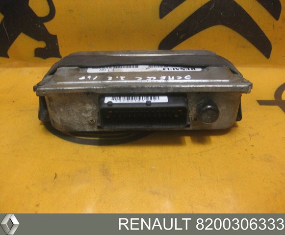 Блок управління акпп 8200306333 RENAULT