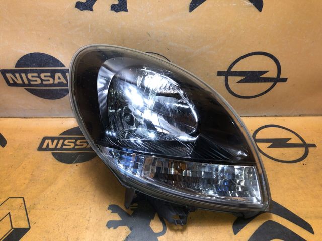 Фара передня права 8200444260 RENAULT