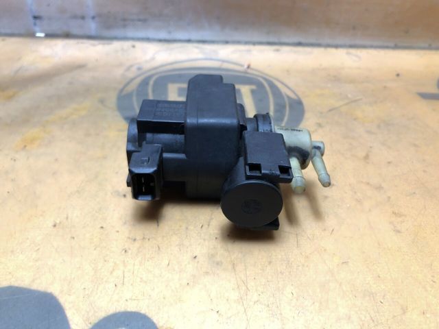 Перетворювач тиску (соленоїд) наддуву / EGR 8200486264 RENAULT