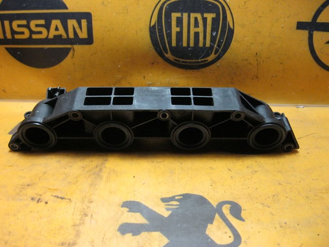 Колектор впуск нижній 8200514907 RENAULT