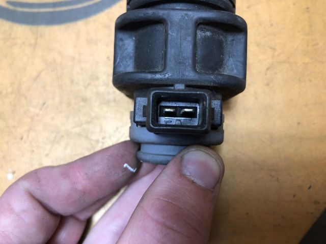 Перетворювач тиску (соленоїд) наддуву / EGR 8200575400 RENAULT
