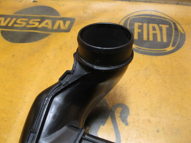 Повітрозабірник повітряного фільтра 8200612287 RENAULT