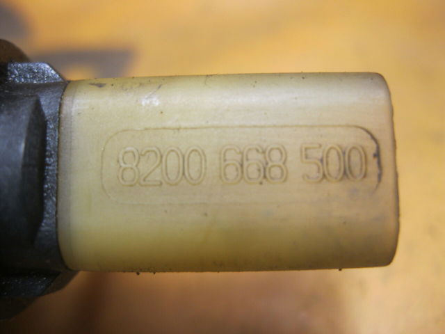 Датчик імпульсів 8200668500 RENAULT