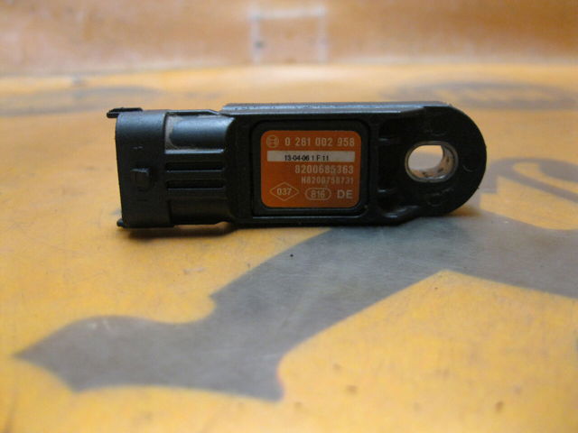 MAP сенсор 8200685363 RENAULT