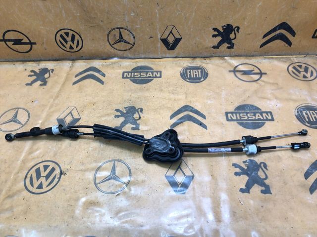 Трос коробки передач 8200739758 RENAULT