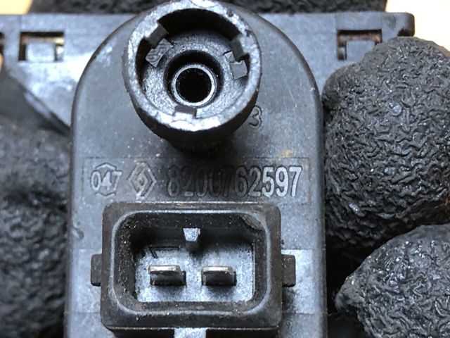 Клапан соленоїд регулювання заслонки EGR 8200762597 RENAULT