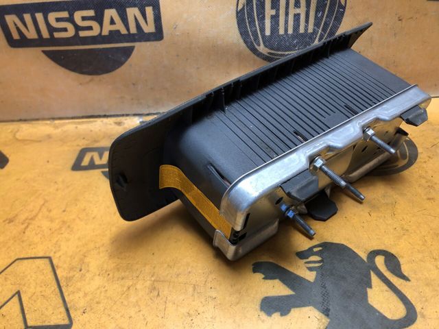 Подушка безпеки бокова 8200782822 RENAULT