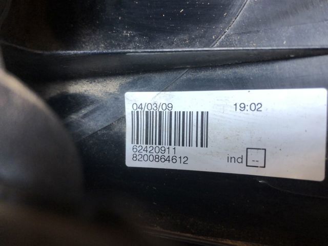 Задня ліва фара 8200864612 RENAULT