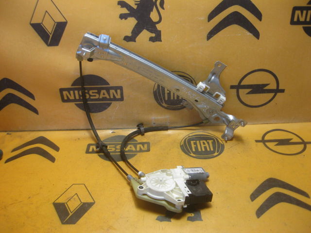 Склопідйомник задніх лівих дверей 827210008R RENAULT