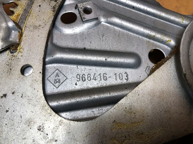Склопідйомник задніх лівих дверей 827216769R RENAULT