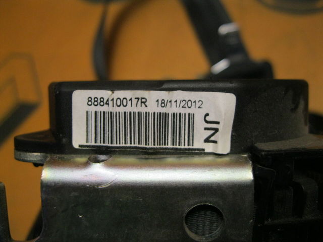 Пасок безпеки задній лівий 888410017R RENAULT
