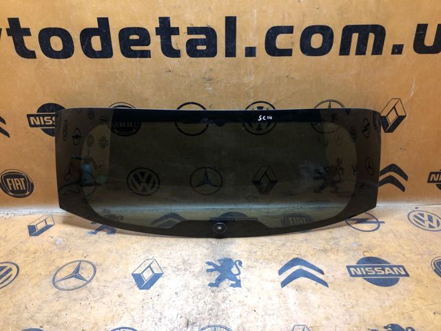 Скло кришки багажника 903005262R RENAULT