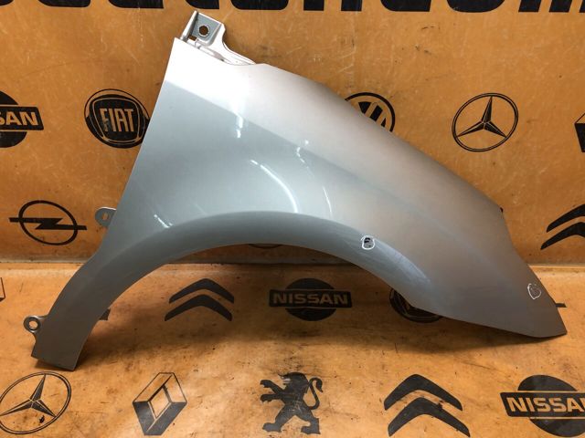 Переднє праве крило 9646133277 PEUGEOT