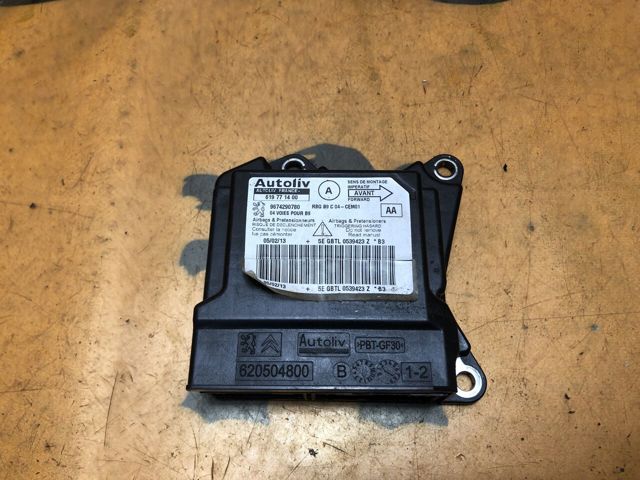 Блок управління airbag 9674290780 PEUGEOT