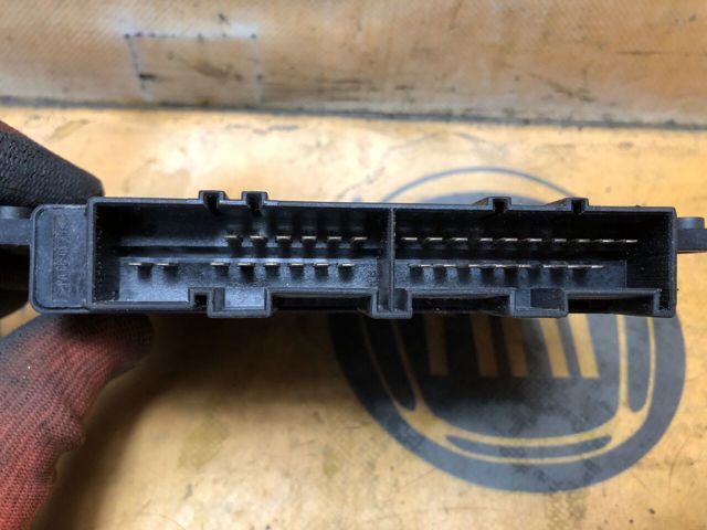 Блок управління акпп A0215450732 MERCEDES