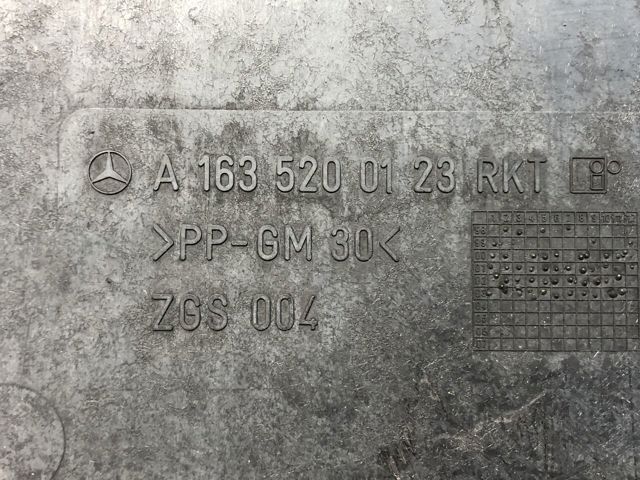 Захист двигуна задня A1635200123 MERCEDES