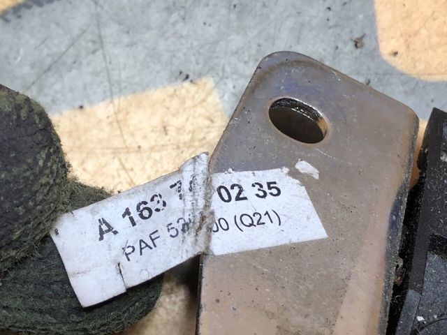 Замок кришки багажника A1637400235 MERCEDES