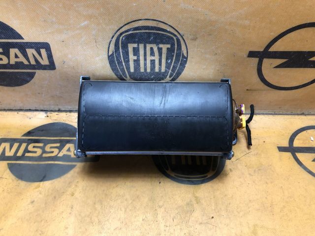 Установка подушки безпеки пасажира A1638600705 MERCEDES