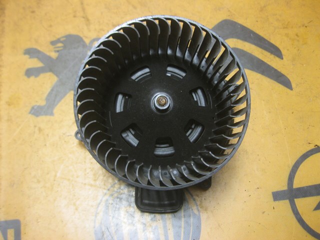 Б/у мотор вентилятора печки (отопителя салона) mercedes-benz m-class w164  (2005-2011) код: 31582 A1648350007