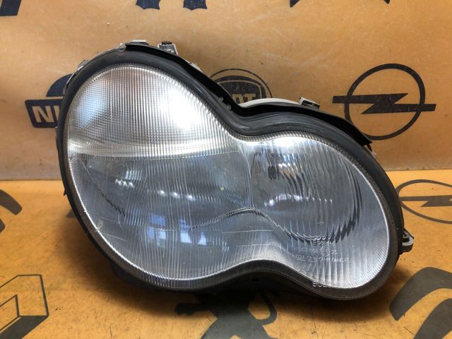 Права блок фара A2038200261 MERCEDES