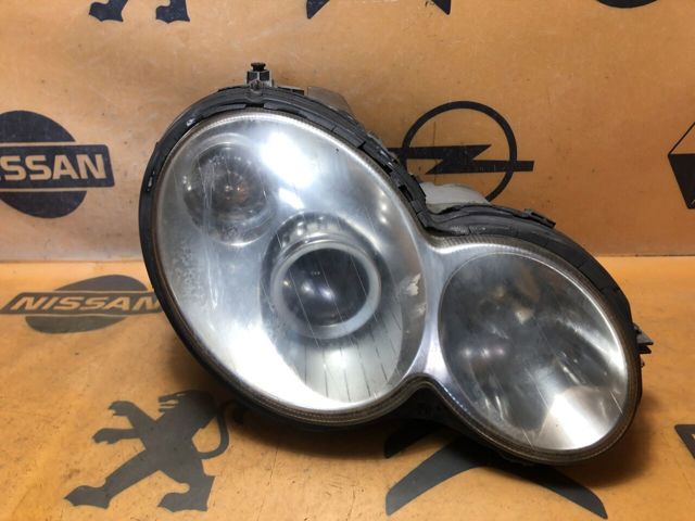 Фара основна права A2038203861 MERCEDES