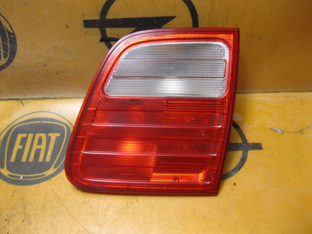 Стоп задній A2108202464 MERCEDES