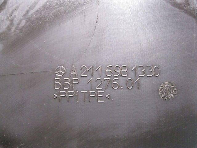 Підкрилок переднього крила, лівий задній A2116981330 MERCEDES