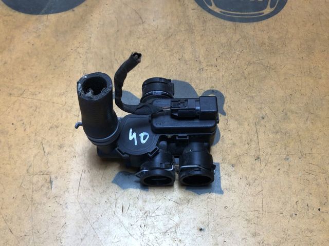 Кран системи опалення A2118320084 MERCEDES