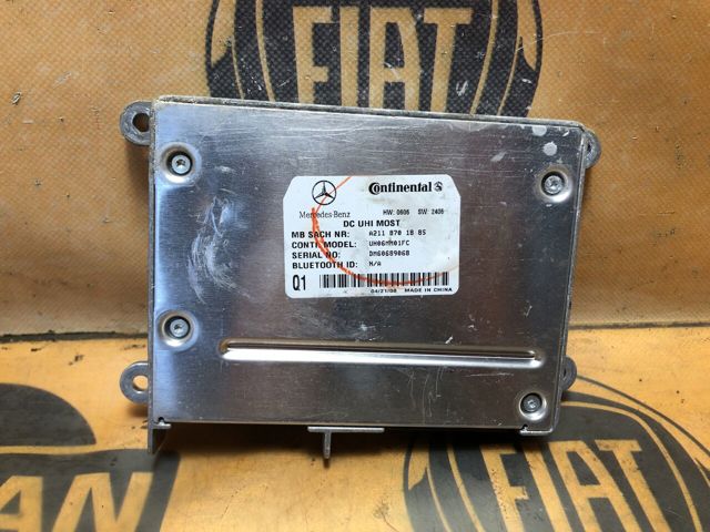 Блок керування Bluetooth A2118701885 MERCEDES