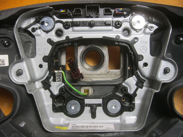 Руль A2124600403 MERCEDES