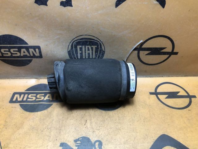 Пневмоподушка задня A2513200425 MERCEDES
