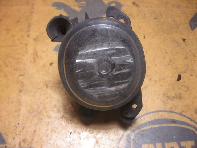 Туманка права A2518200856 MERCEDES