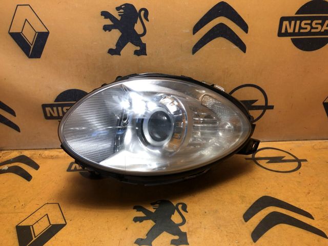 Фара передня права A2518202261 MERCEDES