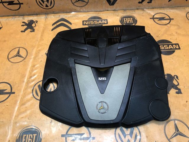Кришка двигуна декоративна A6420101667 MERCEDES