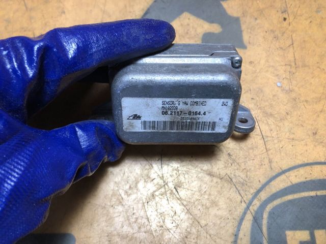 Датчик поперечного прискорення (ESP) MN102338 MITSUBISHI