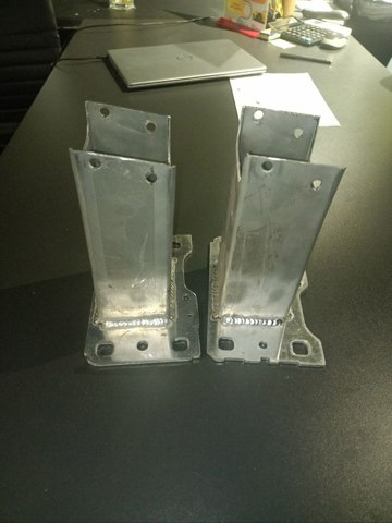 Кронштейн підсилювача переднього бампера 8W0807134 MARKET (OEM)