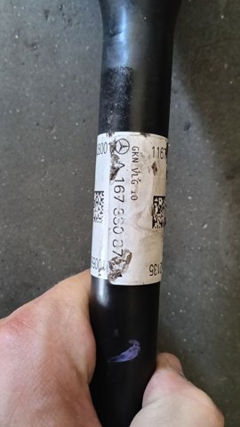 Піввісь передня ліва A1673308701 MERCEDES