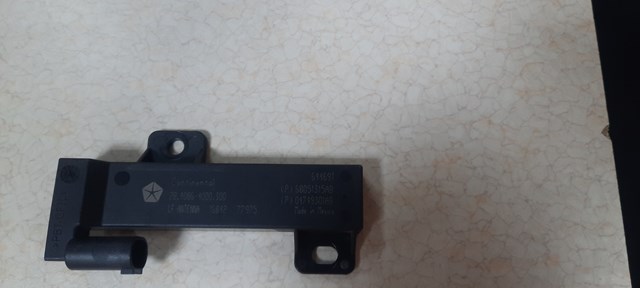 Антена замку двері 68051315AB CHRYSLER