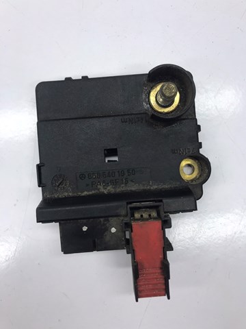 Реле запобіжників 0005401950 MERCEDES